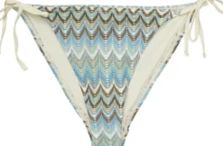 Amber Baila Bikini Tanga