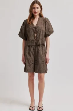 Avrille Blouse