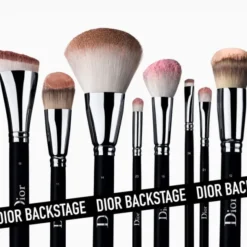 Backstage Small eyeshadow blending brush