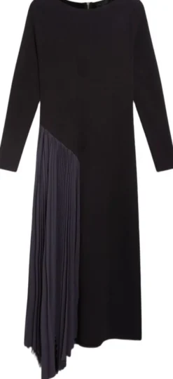 BELVIEE Long Sleeve Knit Midi Dress