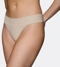 Body Make-Up Illusion String EX
