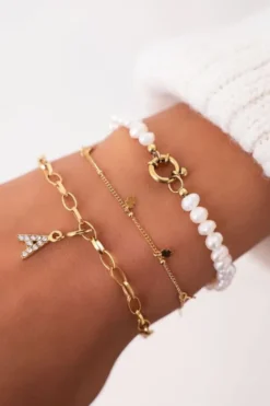 Bracelet clovers