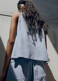 Buttoned denim gilet
