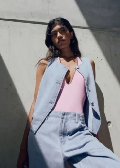 Buttoned denim gilet