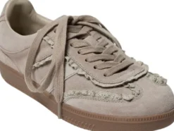 CALLIESW SNEAKER