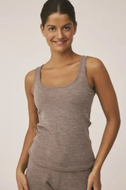 Celia 2 - 100% RWS Merino Wool