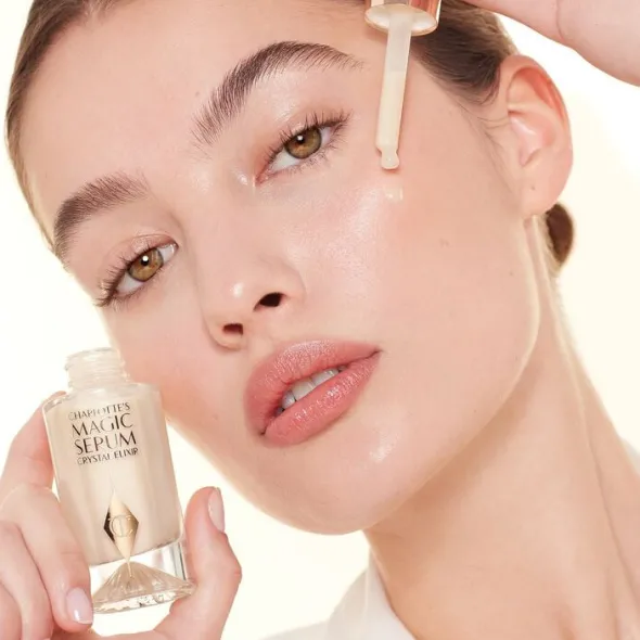 Charlotte's Magic Serum Crystal Elixir - Ansiktsserum