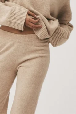 Classic 8 - 100% Cashmere