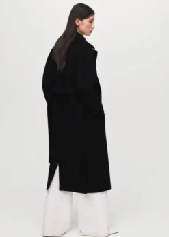 COAT. -- TRAVIATA