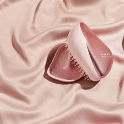COMPACT STYLER POWDER PUFF