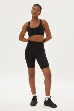 Compressive High-Rise Bike Shorts