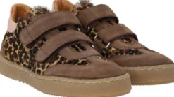 Court style sneaker med pony