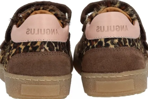 Court style sneaker med pony