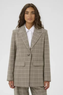 CUarlinda Blazer