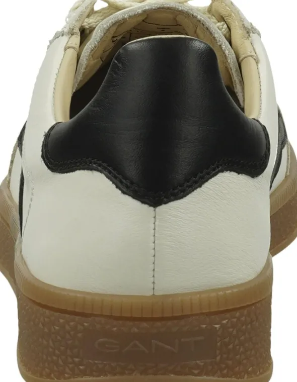 Cuzima Sneaker