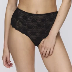 Cyrile full briefs