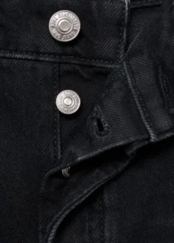 Denim shorts with frayed hem
