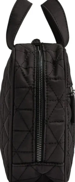 Discovermbg Toiletry Bag,Quilt