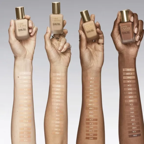 Double Wear Stay-In-Place Makeup SPF10