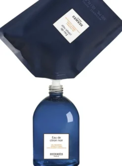 Eau de citron noir Hand and Body Cleansing Gel Refill 300 ml