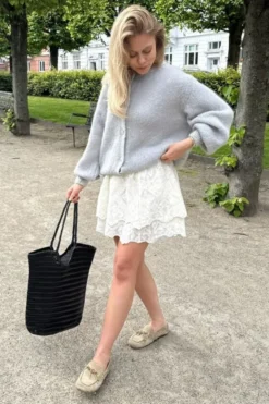 EllinorIC Lace Mini Skirt