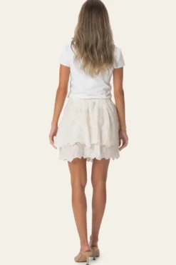 EllinorIC Lace Mini Skirt