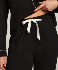 Essential Jersey Pants