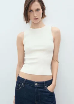 Fine-knit top