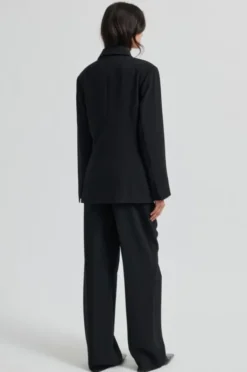 Fique Fitted Blazer