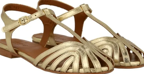 Flad sandal med smuk organisk frontdetalje