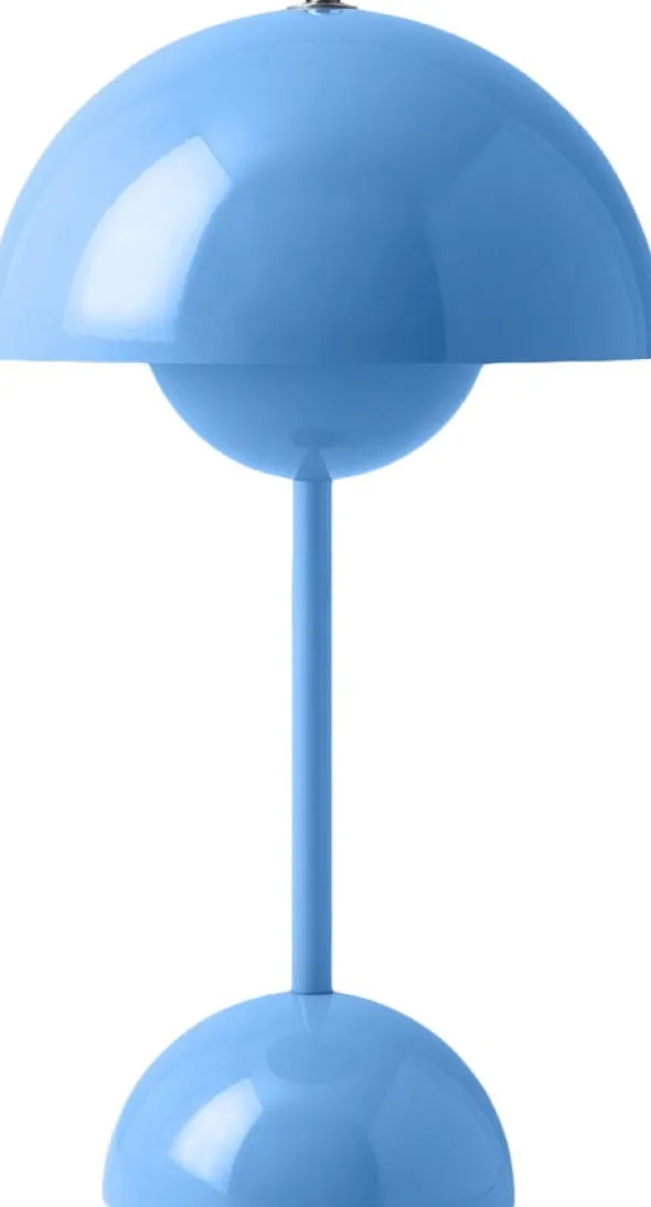 Flowerpot VP9, Portable Lamp, Magnetic Charger