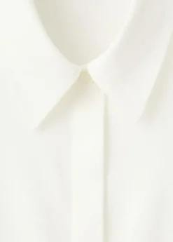 Fluid long-sleeved blouse
