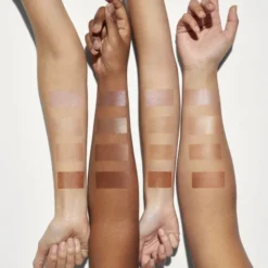 Glowscreen - Sunscreen SPF 30 PA+++ with Hyaluronic Acid + Niacinamide