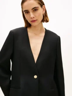 Gold-Tone Button Relaxed Linen Blend Blazer