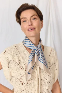GRAPHIC STRIPES