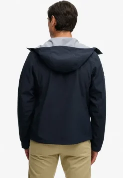 HOODED SOFTSHELL TREKKER JKT
