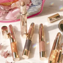 ICONIC LONDON Glaze Crayon, Goldmine, Gold