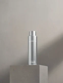 INSTANT EXFOLIATING TONER