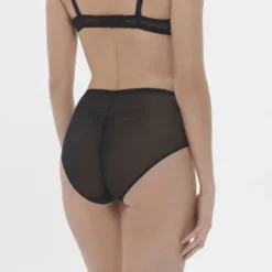 INTRIGUE Retro brief