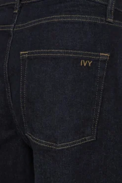 IVY-Mia Jeans Wash Rinse Vicky