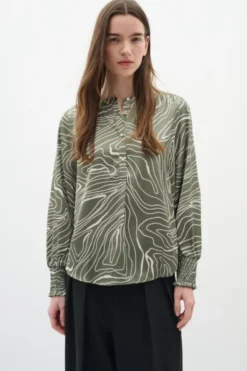 IzabellaIW Shirt