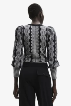 Jumper with balloon sleeves and borders
