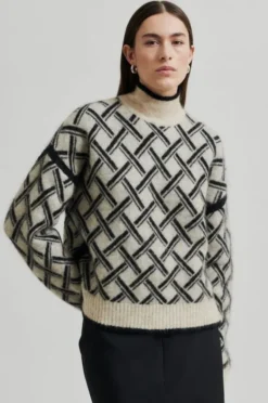 Kaja Knit T-Neck