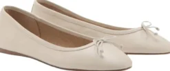 Leather ballet flats with bow