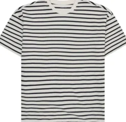 Loose striped t-shirt