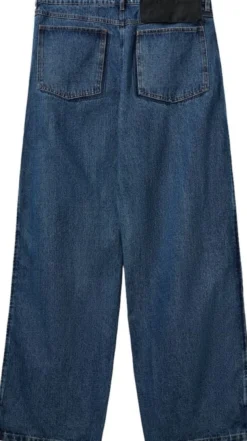 Miles Barrel Jeans