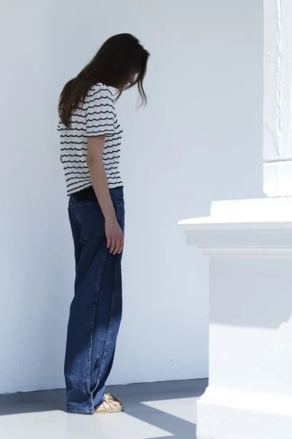 Miles Barrel Jeans