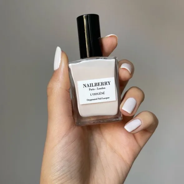 NAILBERRY Almond 15 ml
