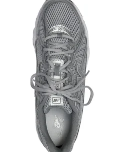New Balance 740