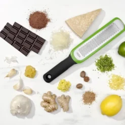 OXO Fint rivejern / Etched Zester Grater
